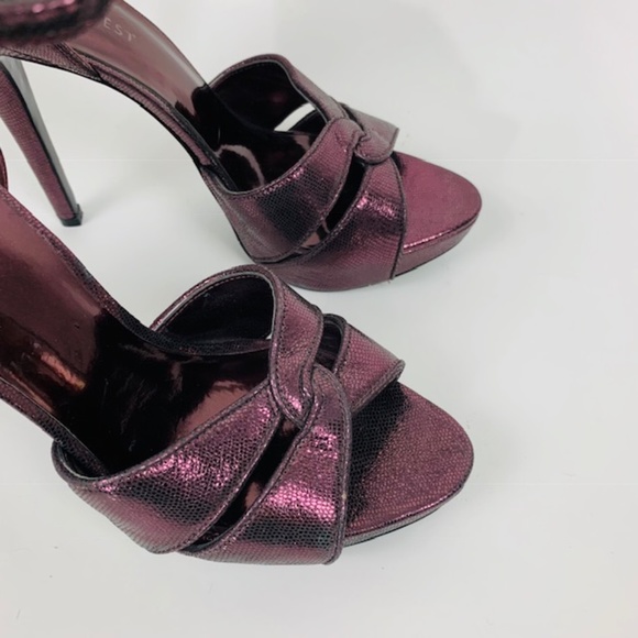 Nine West metallic grape/purple heels. 7M. NWOT. - Picture 14 of 16